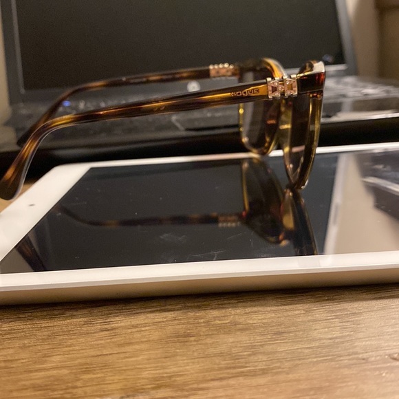 Vogue sunglasses - Picture 6 of 6